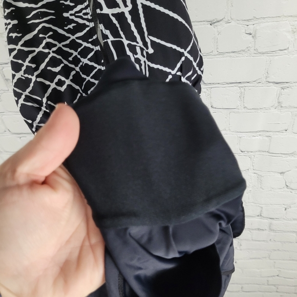 Geographic print boy short strappy swim dress - Picture 5 of 8